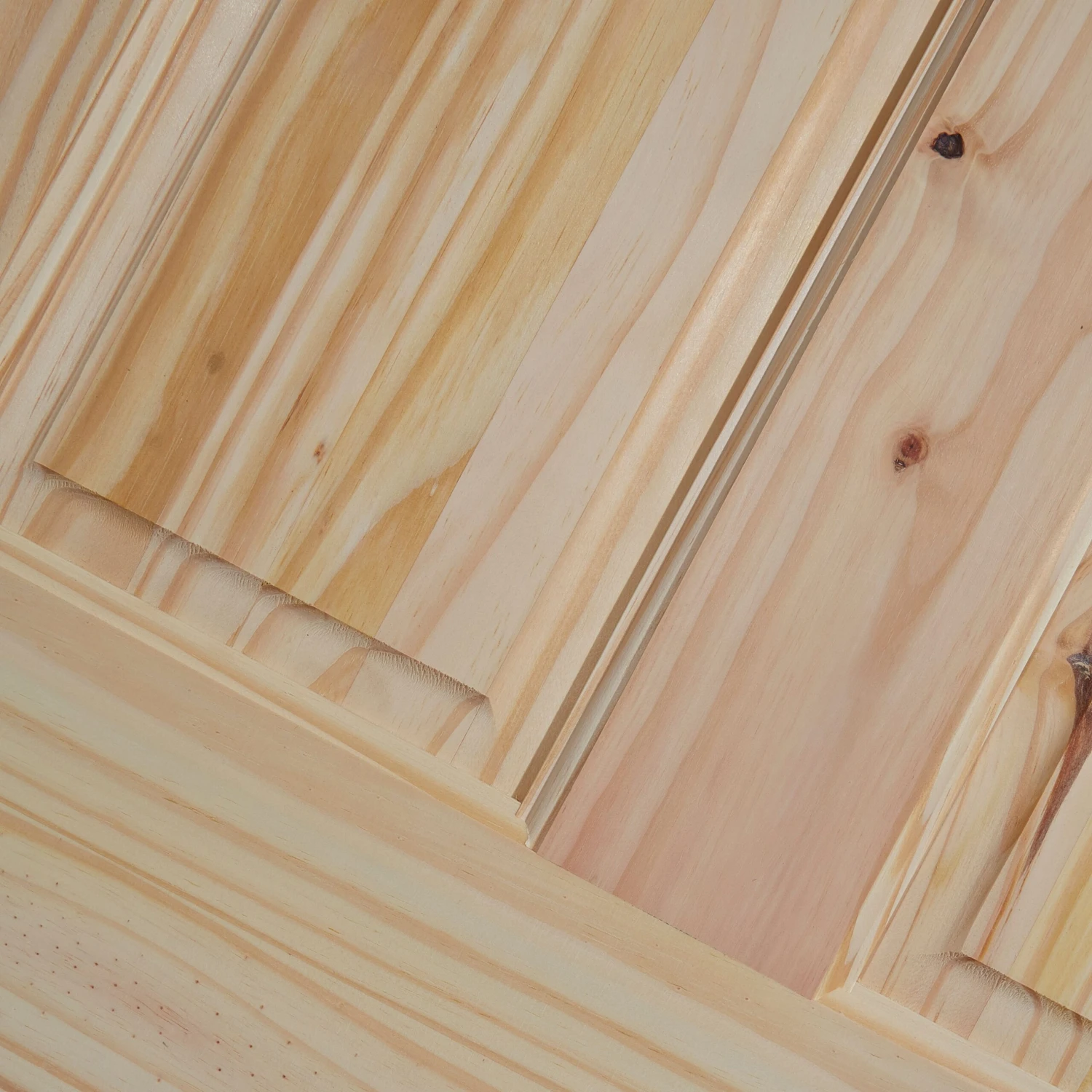 6 Panel Clanrye Unglazed Knotty Pine Internal Door, (H)1981mm (W)762mm (T)44mm 5 6 Panel Clanrye Unglazed Knotty Pine Internal Door, (H)1981mm (W)762mm (T)44mm - Image 3