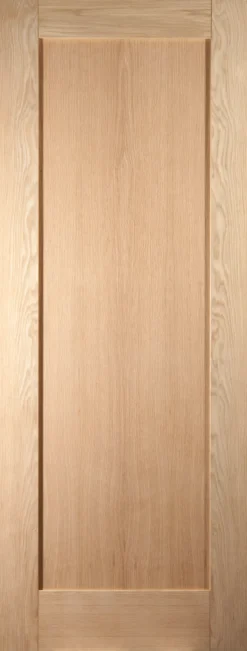 B&Q 1 Panel Shaker Oak Veneer Internal Door, (H)1981mm (W)686mm (T)35mm