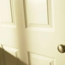 B&Q 6 Panel White Woodgrain Effect Internal Door, (H)2040mm (W)826mm (T)40mm -WoodDepot Shop b q 6 panel white woodgrain effect internal door h 2040mm w 826mm t 40mm03164259 04bq