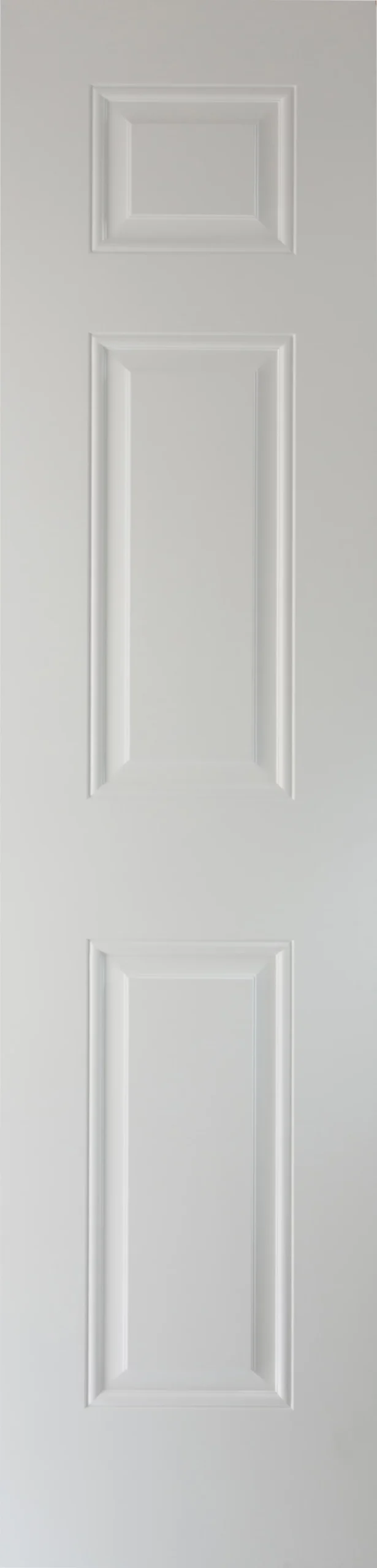 Freedom 3 Panel Patterned Unglazed White Internal Door, (H)1981mm (W)457mm (T)35mm 3 Freedom 3 Panel Patterned Unglazed White Internal Door, (H)1981mm (W)457mm (T)35mm