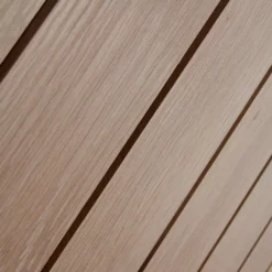 Fully Finished Unglazed Cottage Oak Veneer Internal Door, (H)1981mm (W)686mm (T)35mm -WoodDepot Shop fully finished unglazed cottage oak veneer internal door h 1981mm w 686mm t 35mm5059340235844 02c bq