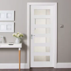 Geom 6 Lite Clear Glazed Shaker White Internal Door, (H)1981mm (W)686mm (T)35mm -WoodDepot Shop geom 6 lite clear glazed shaker white internal door h 1981mm w 686mm t 35mm5059340235738 01i BQ