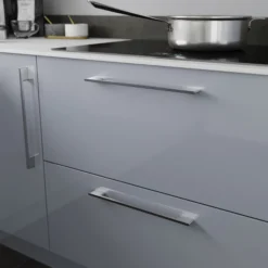 GoodHome Cacao Chrome Effect Kitchen Cabinets Pull Handle (L)352mm -WoodDepot Shop goodhome cacao chrome effect kitchen cabinets pull handle l 352mm5059340482064 01i