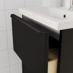 GoodHome Imandra Matt Black Bathroom Edge Handle (L)500mm -WoodDepot Shop goodhome imandra matt black bathroom edge handle l 500mm5059340399645 01i