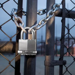 Master Lock Excell Heavy Duty Laminated Steel Medium Padlock (W)50mm -WoodDepot Shop master lock excell heavy duty laminated steel medium padlock w 50mm3520190929884 01i bq