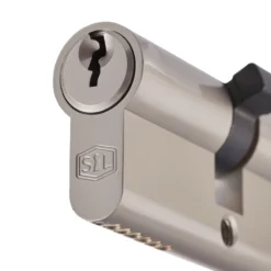 Smith & Locke Nickel Effect Brass Single Euro Thumbturn Cylinder Lock, (L)70mm (W)33mm -WoodDepot Shop smith locke nickel effect brass single euro thumbturn cylinder lock l 70mm w 33mm3663602835516 36c