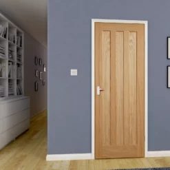 Vertical 3 Panel Unglazed Oak Veneer Internal Door, (H)1981mm (W)610mm (T)35mm 11 Vertical 3 Panel Unglazed Oak Veneer Internal Door, (H)1981mm (W)610mm (T)35mm -WoodDepot Shop vertical 3 panel unglazed oak veneer internal door h 1981mm w 610mm t 35mm5059340236353 05c bq