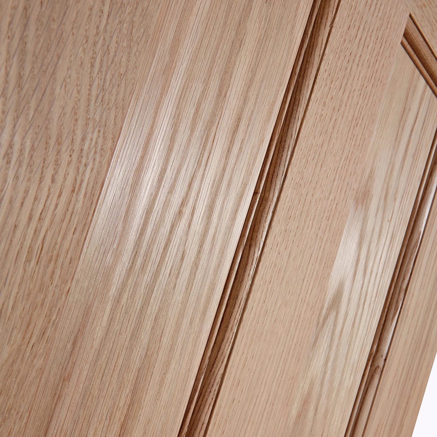 Vertical 3 Panel Unglazed Oak Veneer Internal Door, (H)1981mm (W)686mm (T)35mm 4 Vertical 3 Panel Unglazed Oak Veneer Internal Door, (H)1981mm (W)686mm (T)35mm - Image 2