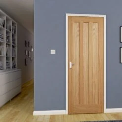 Vertical 3 Panel Unglazed Oak Veneer Internal Door, (H)1981mm (W)686mm (T)35mm 11 Vertical 3 Panel Unglazed Oak Veneer Internal Door, (H)1981mm (W)686mm (T)35mm -WoodDepot Shop vertical 3 panel unglazed oak veneer internal door h 1981mm w 686mm t 35mm5059340236339 05c bq