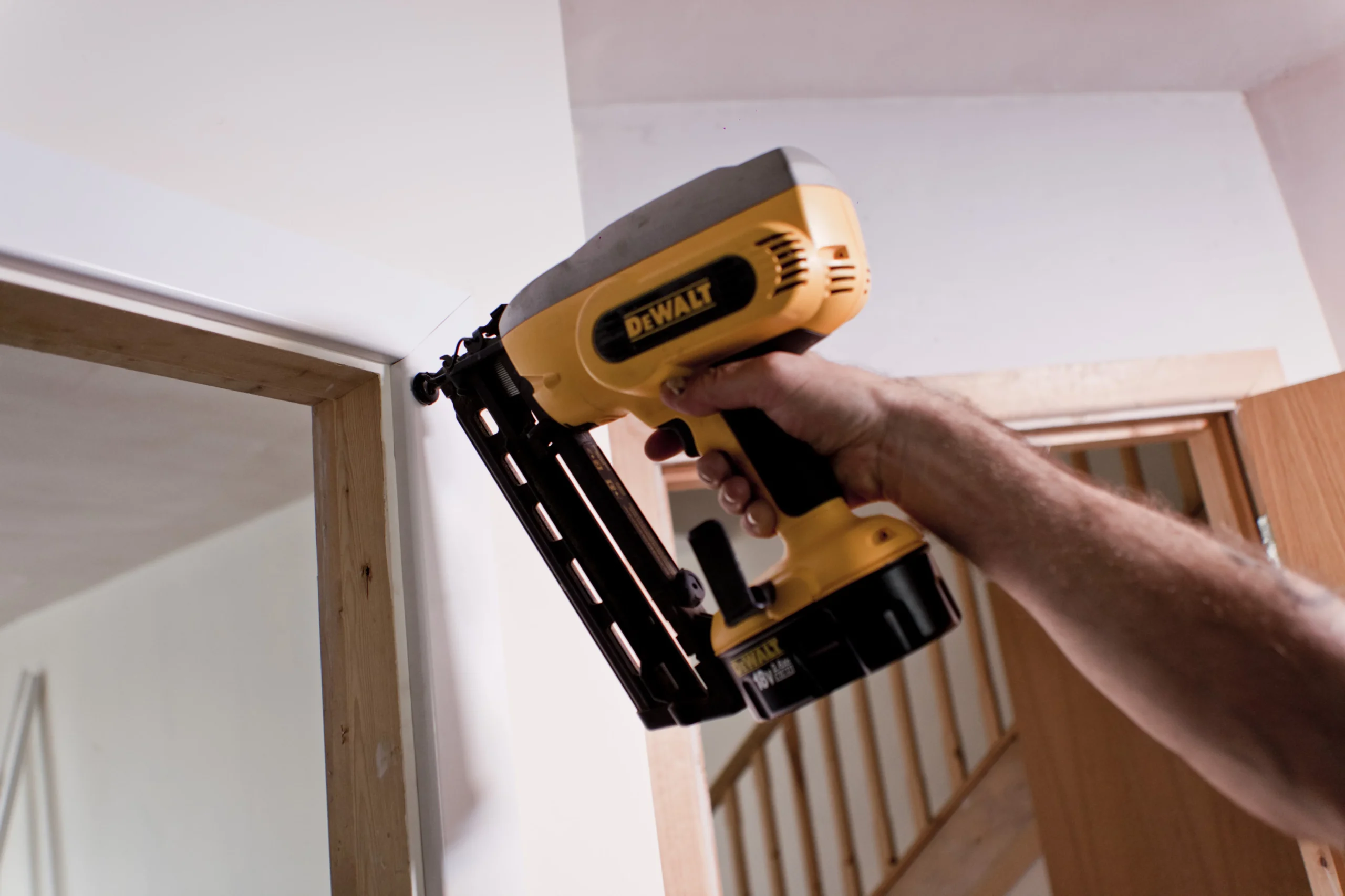 White MDF Torus Architrave (L)2.18m (W)69mm (T)18mm, Pack Of 5 4 White MDF Torus Architrave (L)2.18m (W)69mm (T)18mm, Pack Of 5 - Image 2