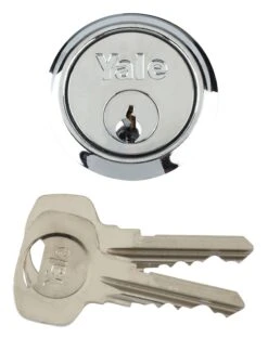 Yale Chrome-plated Metal Single Rim Cylinder Lock, (L)42mm