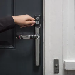 Yale Conexis L2 Polished Chrome-plated Smart Digital Door Lock -WoodDepot Shop yale conexis l2 polished chrome plated smart digital door lock5011802389366 02i bq